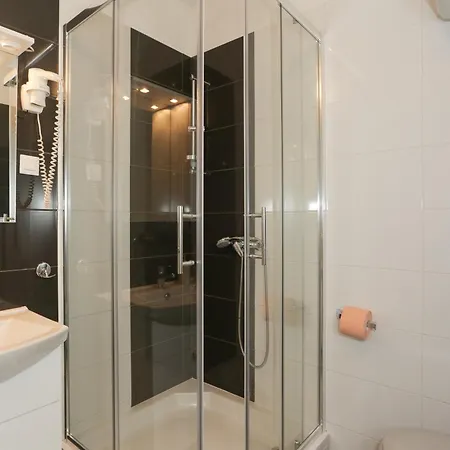 Casa Zorana-alba Daire Trogir