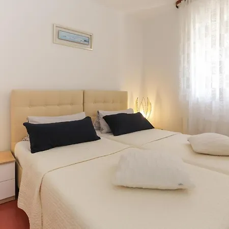 Casa Zorana-alba شقة *