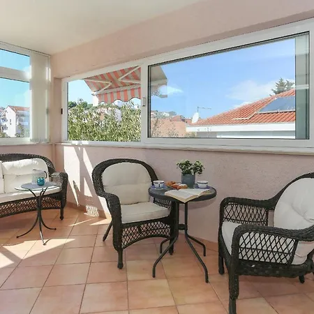 شقة Casa Zorana-alba